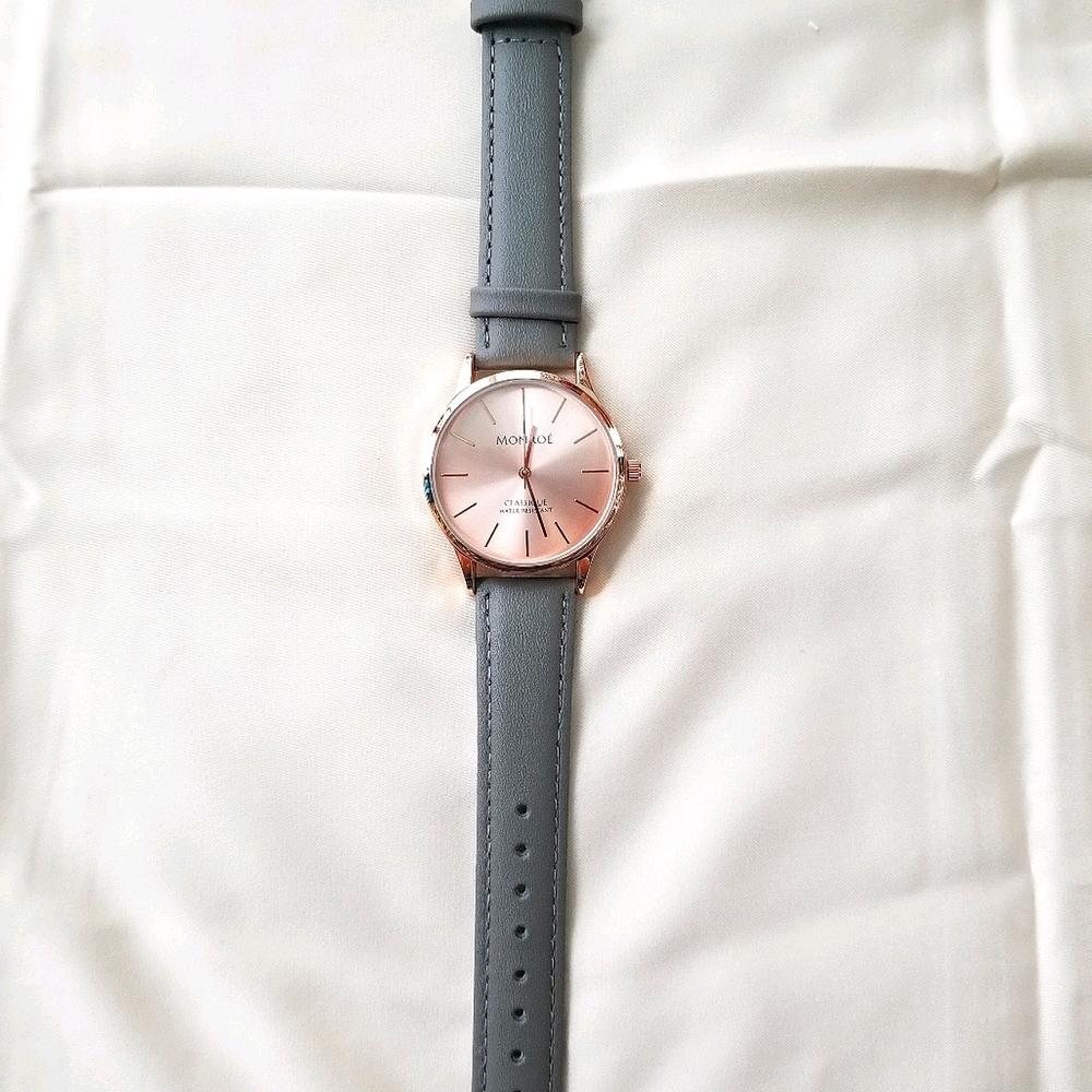 MONROÉ CLASSIQUE WOMENS WATCH | BRAND NEW!